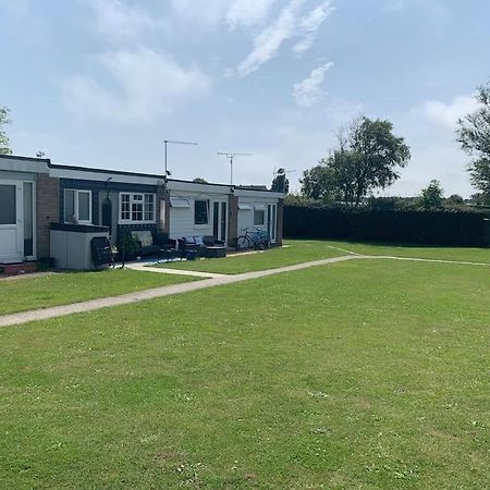 Villa Hugo'S Hideaway Free Wifi Hemsby Exterior foto
